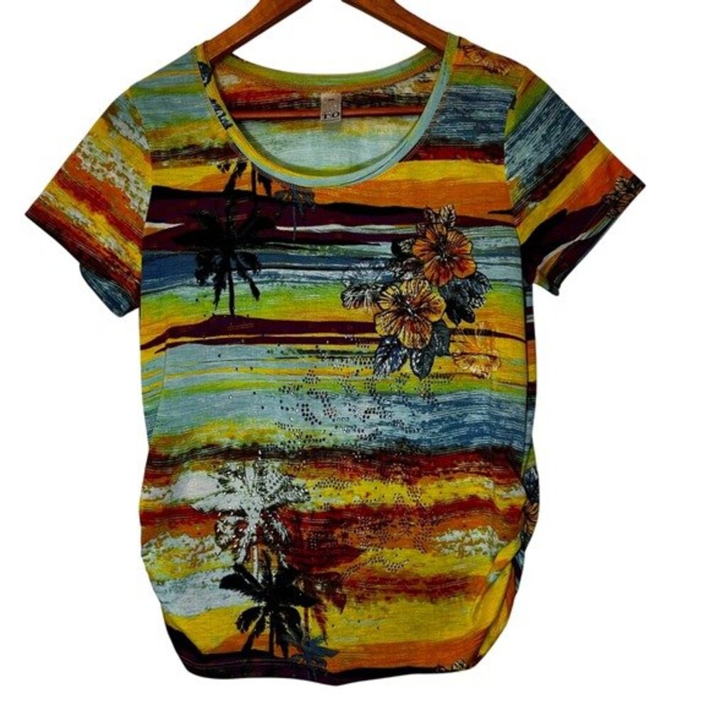 T O Thomas & Olivia Jeweled Tropical Print Short-Sleeved Shirt Ruched Sides PM